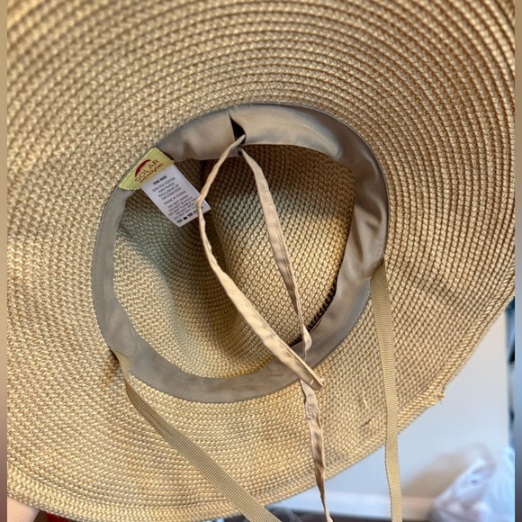 Women's Tan Sun Hat - Picture 2 of 5
